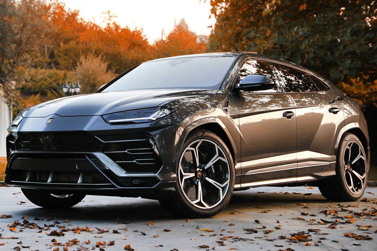 Hire new URUS GT RENT Luxury & Exotic Car Hire Italy