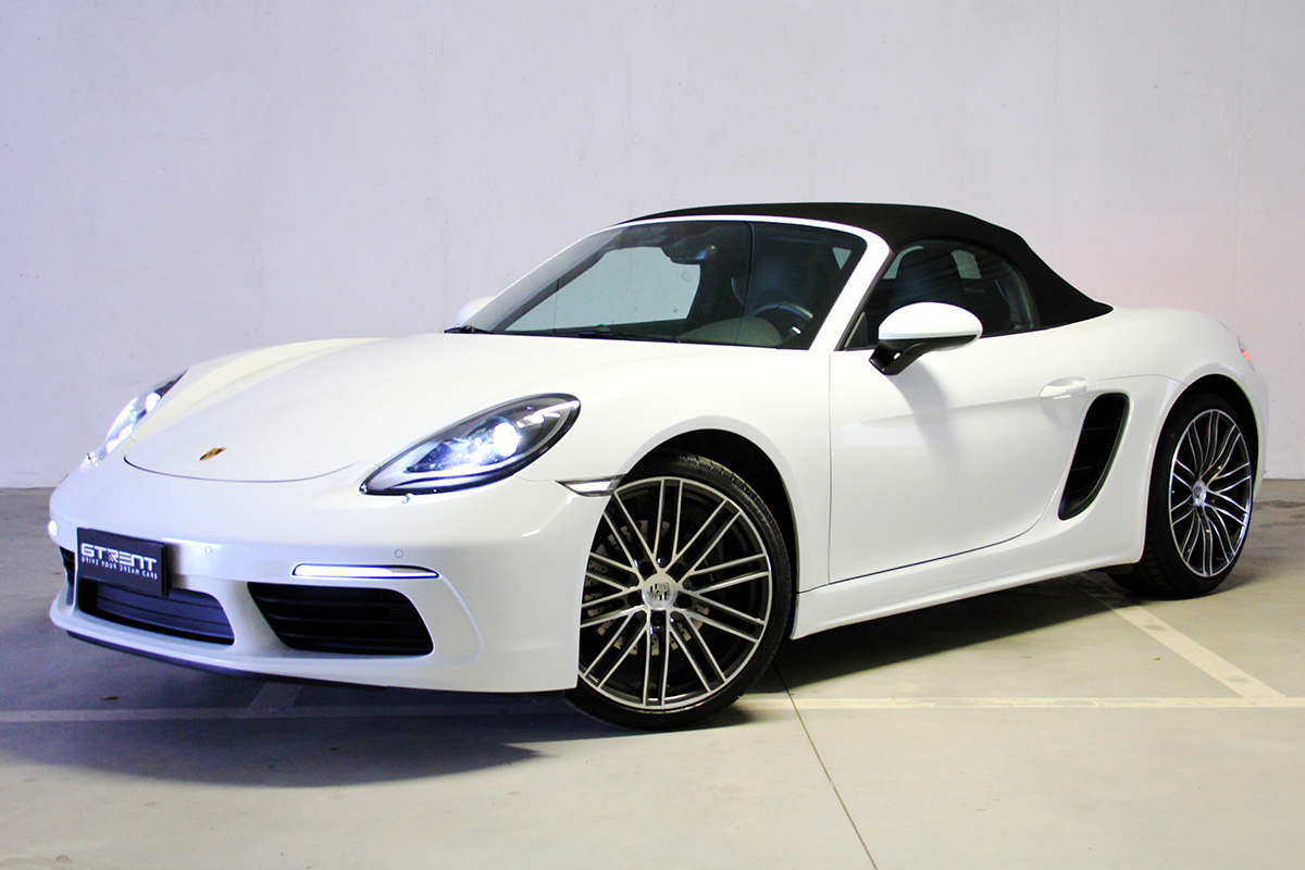 Hire new Porsche 718 BOXTER GT RENT Luxury & Exotic Car Hire Italy